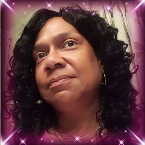 Meet your Posher, Nadine